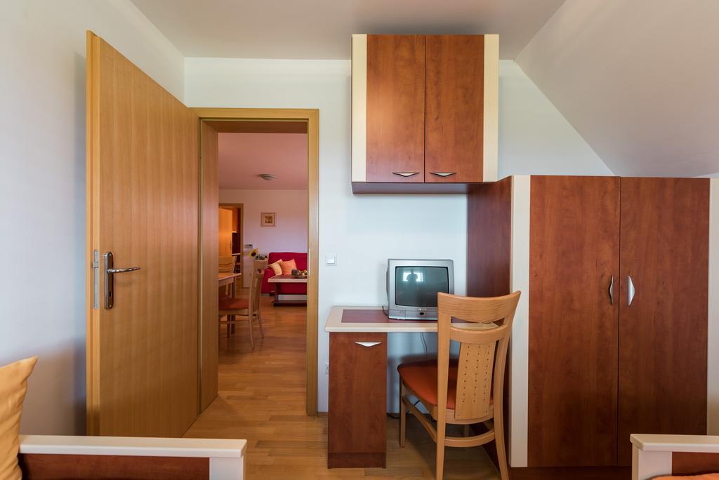 Apartments Moravske Toplice Room photo